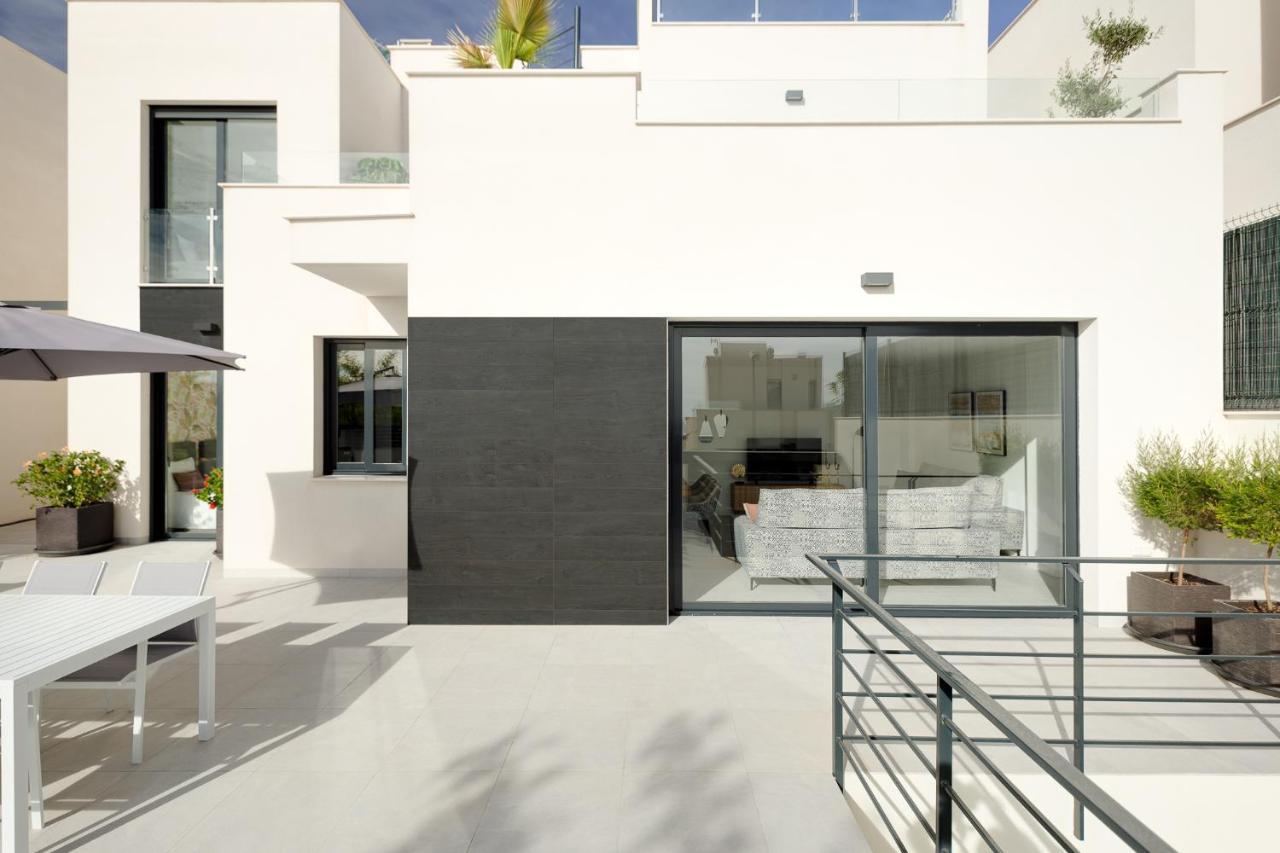 Villa Blanka, Amazing With Hot Tube & Heated Pool In Polop, Alicante